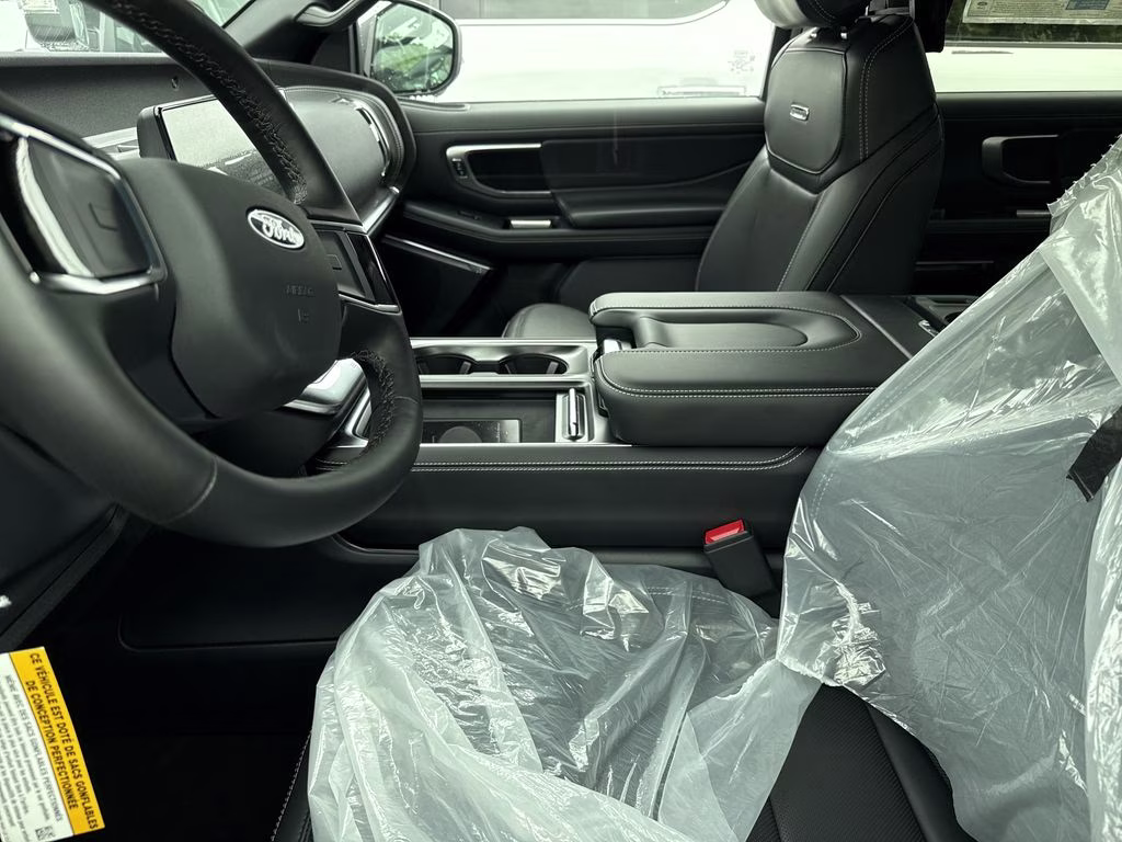 2027 White Metallic Ford Expedition Max Platinum 4X4 SUV