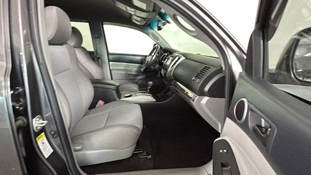 2013 Magnetic Gray Metallic Toyota Tacoma PreRunner RWD Truck