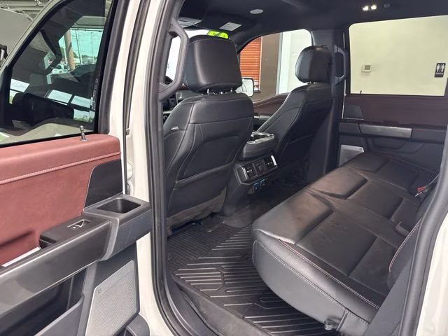 2023 Star White Metallic Tri-Coat Ford F-150 Lariat 4X4 Truck