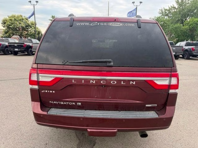 2015 Bronze Fire Metallic Lincoln Navigator L Select 4X4 SUV