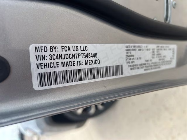 2023 Billet Silver Metallic Clearcoat Jeep Compass Limited 4X4 SUV