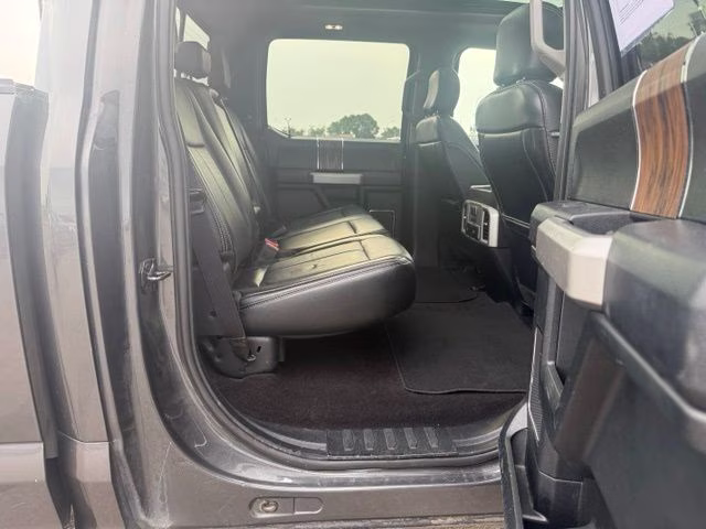 2018 Magnetic Metallic Ford F-150 Lariat 4X4 Truck