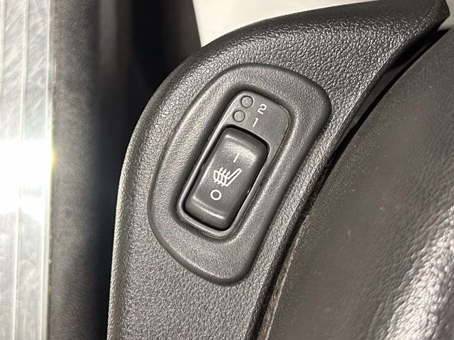 2009 Carbon Black Metallic Pontiac G6 GT FWD Convertible