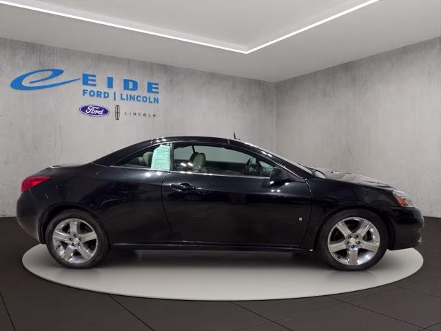 2009 Carbon Black Metallic Pontiac G6 GT FWD Convertible