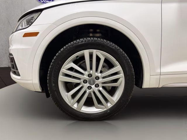 2020 Ibis White Audi Q5 45 Premium Plus AWD SUV
