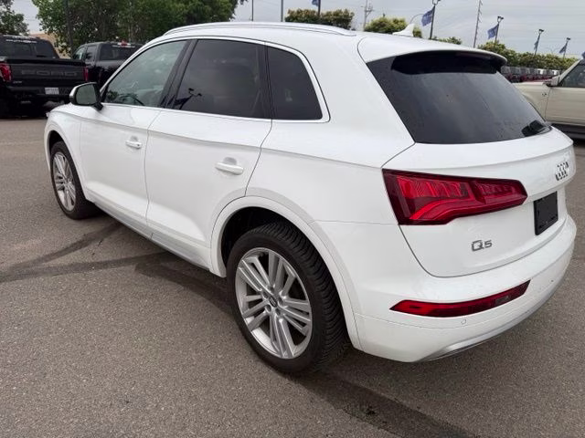 2020 Ibis White Audi Q5 45 Premium Plus AWD SUV