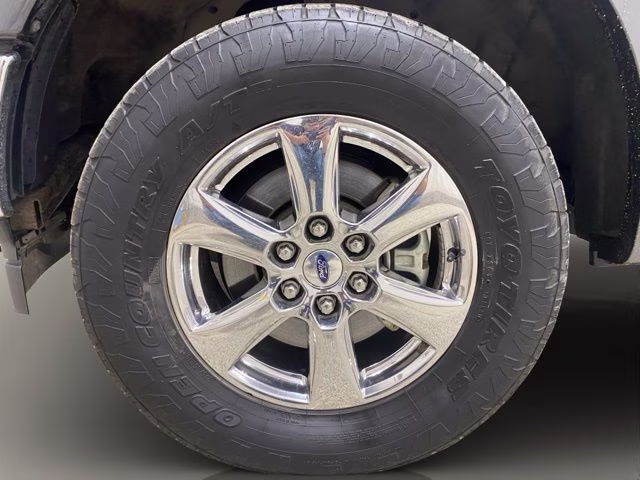 2018 Magnetic Metallic Ford F-150 Lariat 4X4 Truck