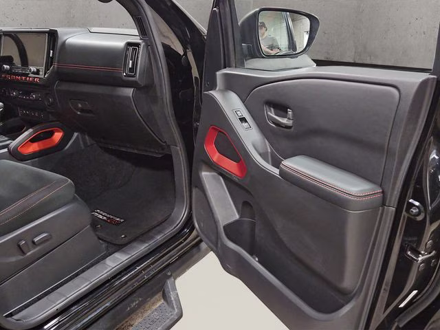 2026 Super Black Nissan Frontier PRO-4X 4X4 Truck