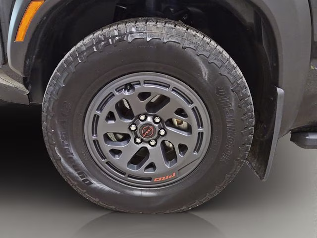 2026 Super Black Nissan Frontier PRO-4X 4X4 Truck