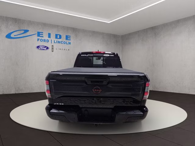 2026 Super Black Nissan Frontier PRO-4X 4X4 Truck