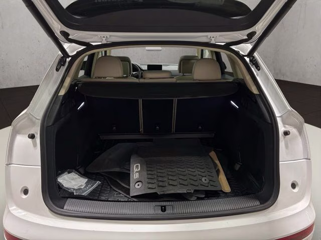 2020 Ibis White Audi Q5 45 Premium Plus AWD SUV