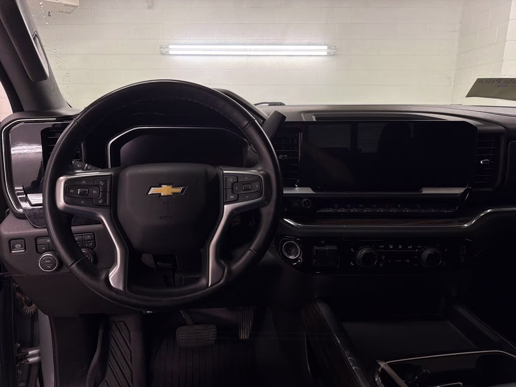 2025 Sterling Gray Metallic Chevrolet Silverado 2500HD LT 4X4 Truck