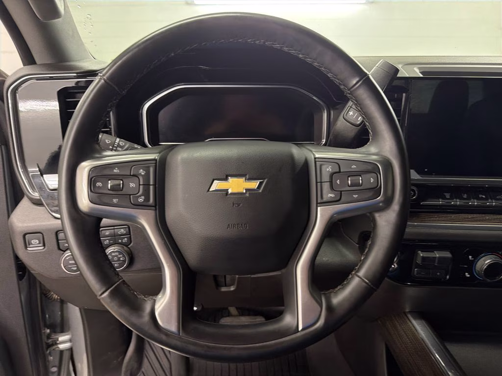 2025 Sterling Gray Metallic Chevrolet Silverado 2500HD LT 4X4 Truck