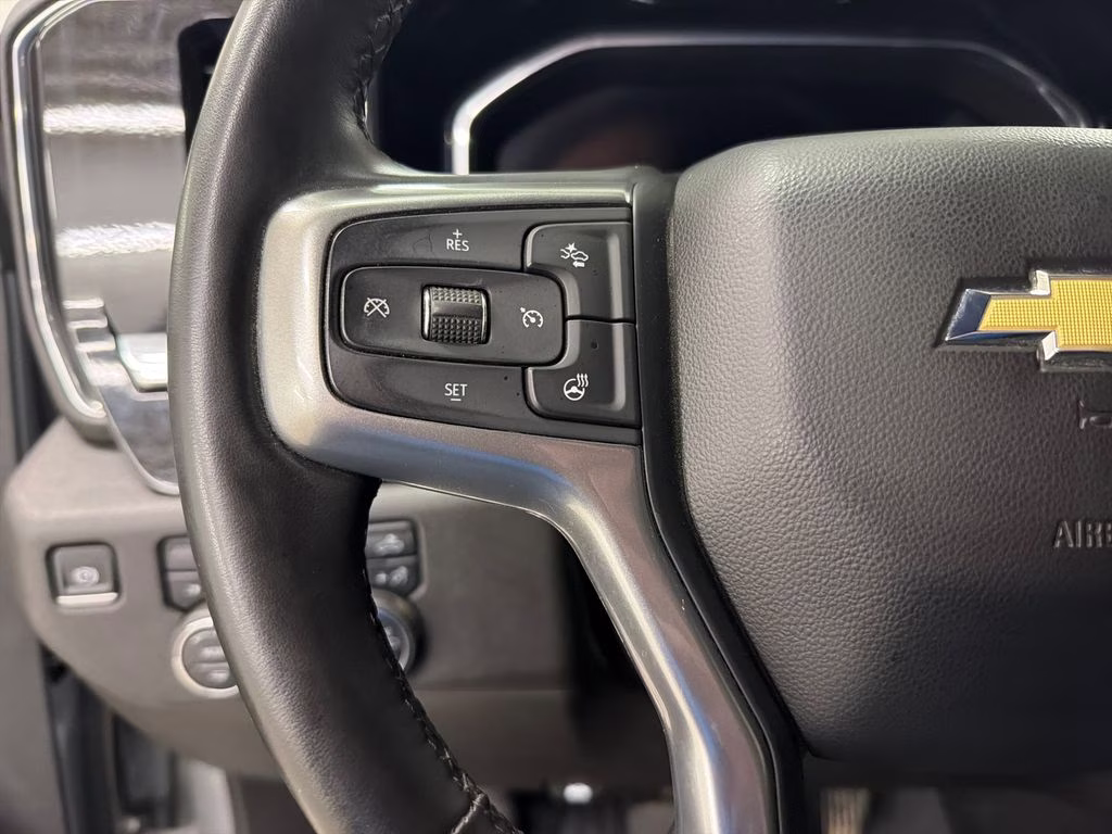 2025 Sterling Gray Metallic Chevrolet Silverado 2500HD LT 4X4 Truck