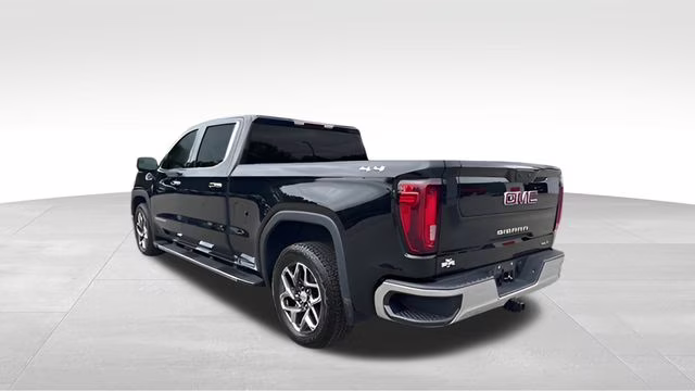2022 Onyx Black GMC Sierra 1500 SLT 4X4 Truck