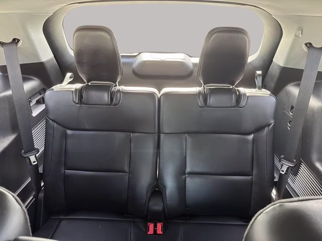 2023 Gray Metallic Ford Explorer XLT RWD SUV