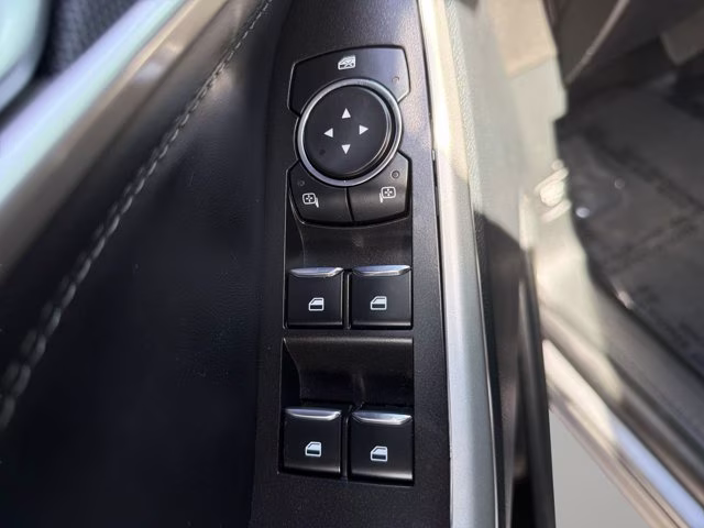 2023 Gray Metallic Ford Explorer XLT RWD SUV