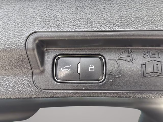 2023 Gray Metallic Ford Explorer XLT RWD SUV