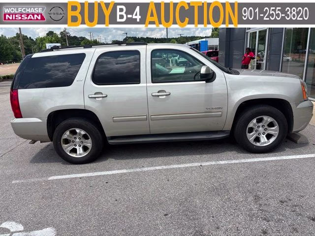 2013 Champagne Silver Metallic GMC Yukon SLT RWD SUV