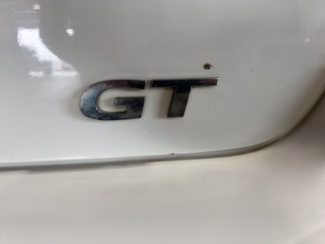 2007 Frosty (White) Pontiac G6 GT FWD Sedan