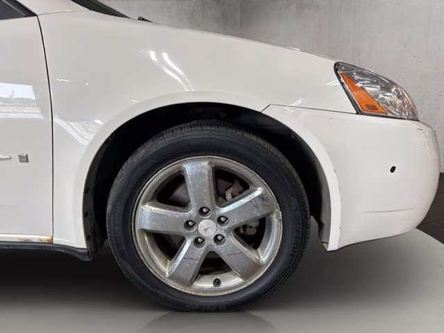 2007 Frosty (White) Pontiac G6 GT FWD Sedan