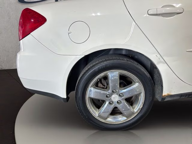 2007 Frosty (White) Pontiac G6 GT FWD Sedan
