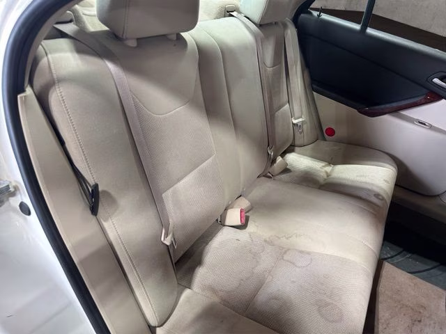 2007 Frosty (White) Pontiac G6 GT FWD Sedan