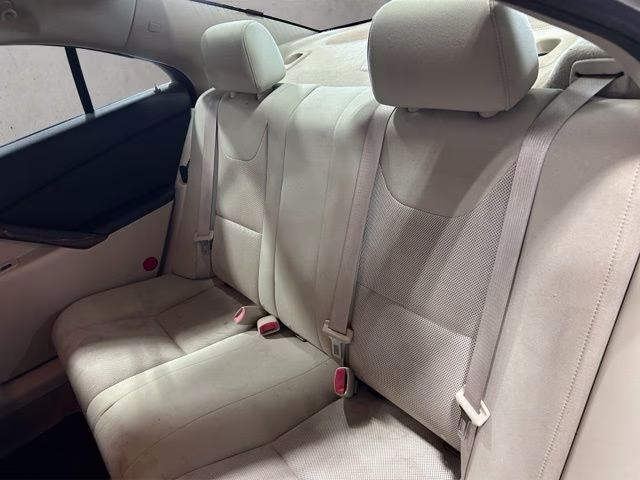 2007 Frosty (White) Pontiac G6 GT FWD Sedan