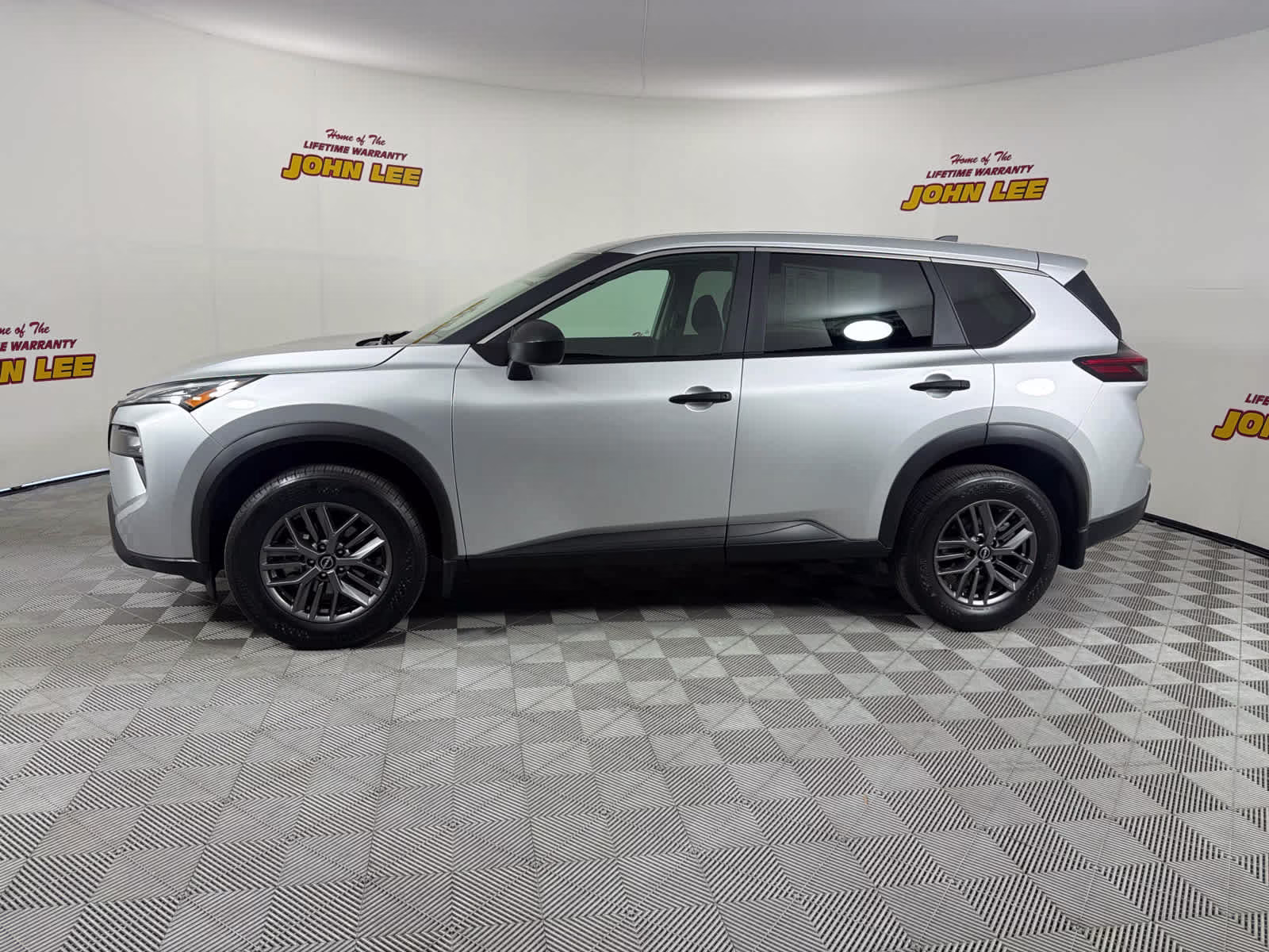 2025 Brilliant Silver Metallic Nissan Rogue S FWD SUV