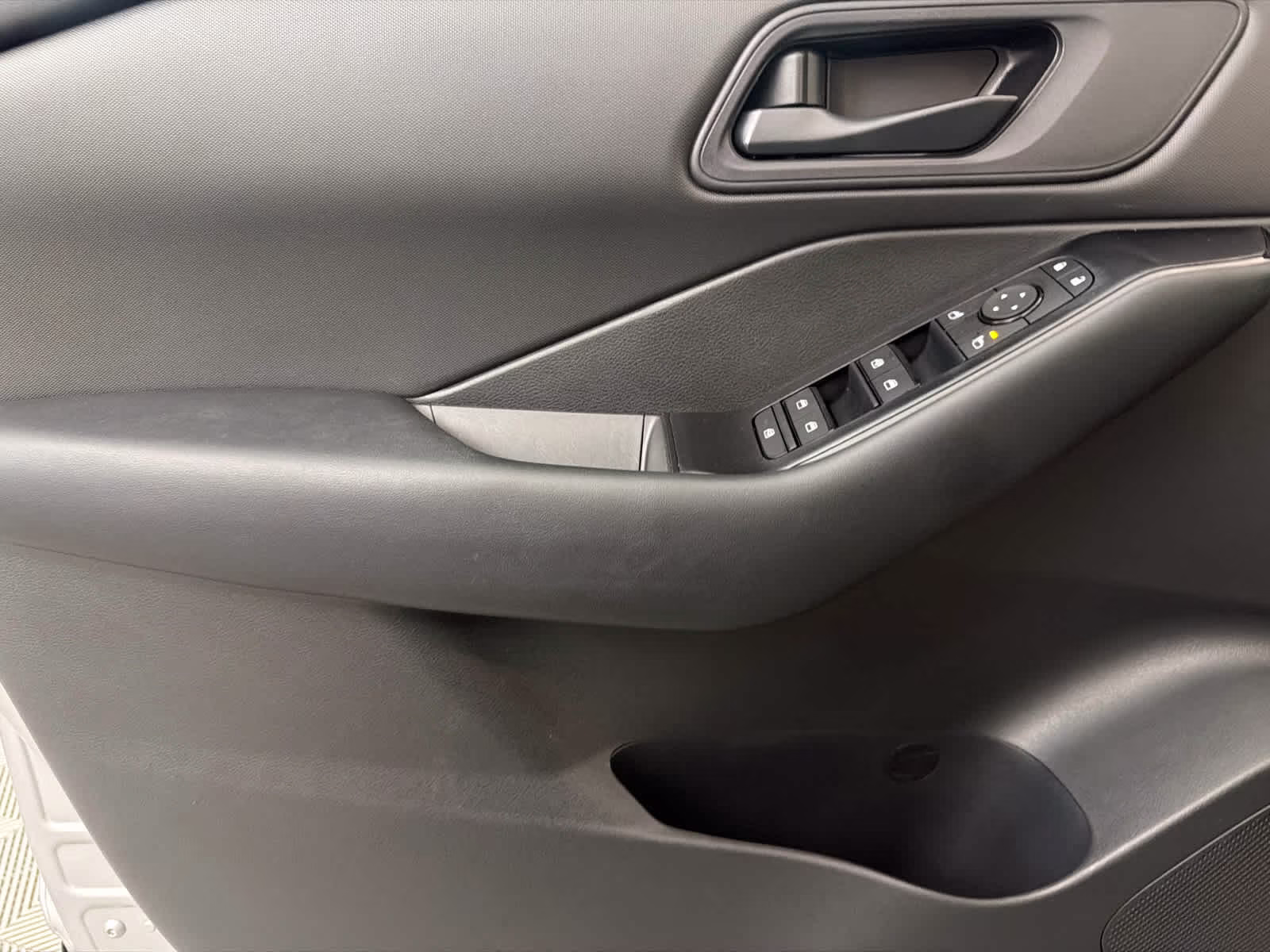 2025 Brilliant Silver Metallic Nissan Rogue S FWD SUV
