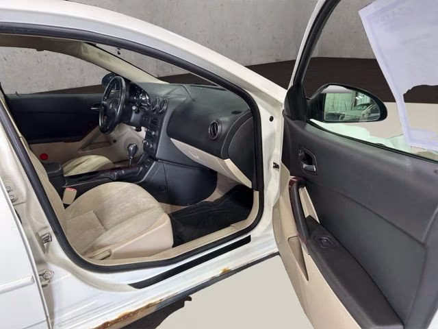 2007 Frosty (White) Pontiac G6 GT FWD Sedan