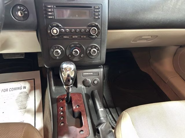 2007 Frosty (White) Pontiac G6 GT FWD Sedan