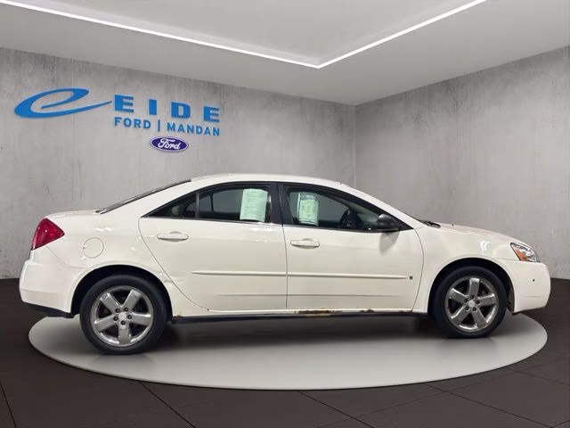 2007 Frosty (White) Pontiac G6 GT FWD Sedan