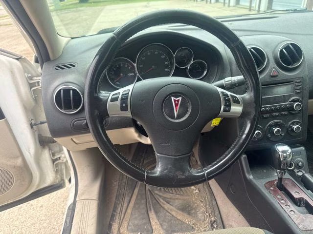 2007 White Pontiac G6 GT FWD Sedan