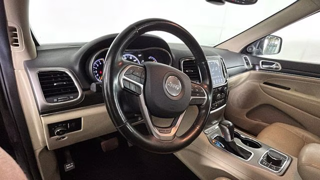 2020 Diamond Black Crystal Pearlcoat Jeep Grand Cherokee Limited 4X4 SUV