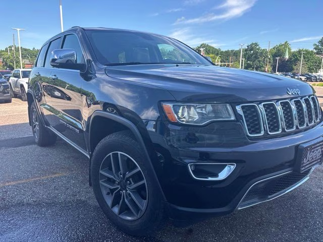 2020 Diamond Black Crystal Pearlcoat Jeep Grand Cherokee Limited 4X4 SUV