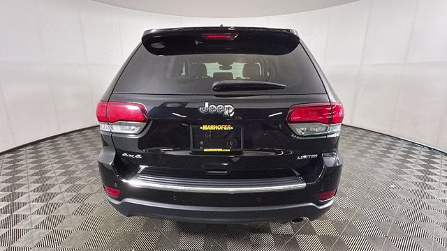 2020 Diamond Black Crystal Pearlcoat Jeep Grand Cherokee Limited 4X4 SUV