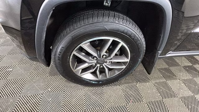 2020 Diamond Black Crystal Pearlcoat Jeep Grand Cherokee Limited 4X4 SUV