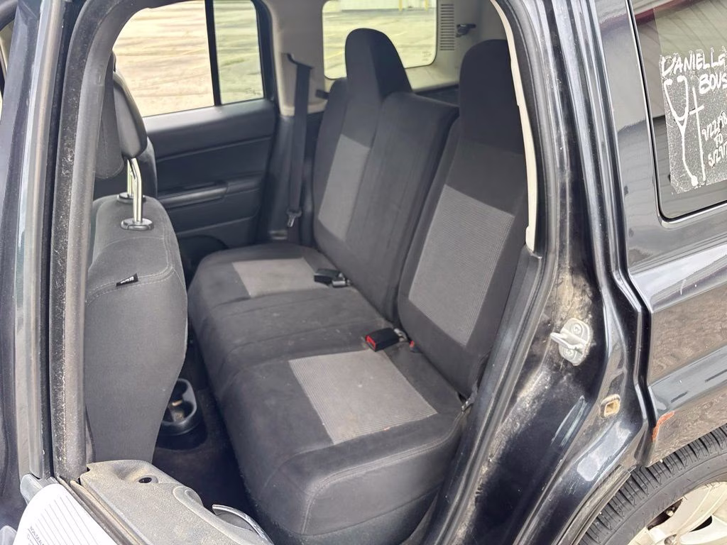 2014 Maximum Steel Metallic Clearcoat Jeep Patriot Sport 4X4 SUV