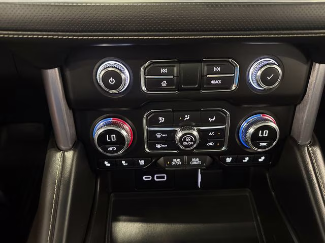2021 Onyx Black GMC Yukon SLT 4X4 SUV