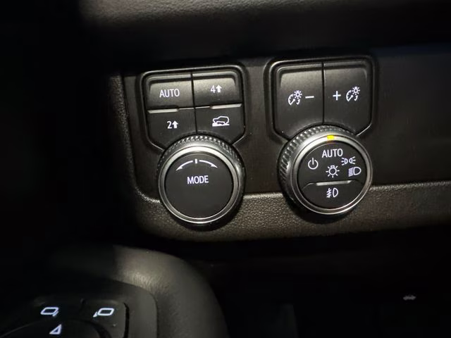 2021 Onyx Black GMC Yukon SLT 4X4 SUV