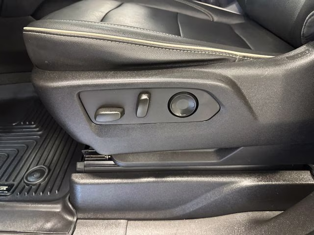 2021 Onyx Black GMC Yukon SLT 4X4 SUV