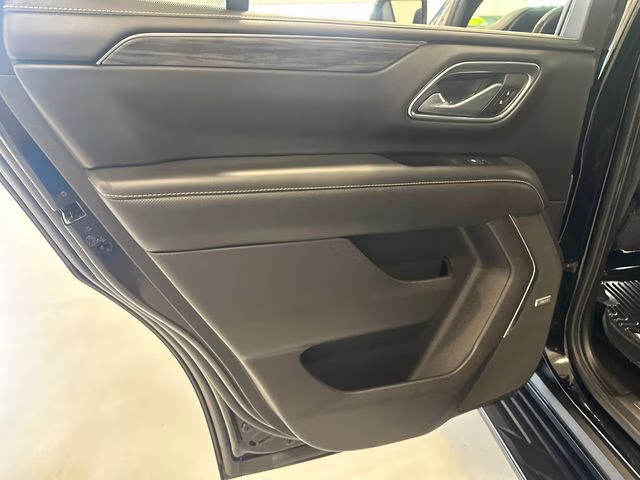 2021 Onyx Black GMC Yukon SLT 4X4 SUV