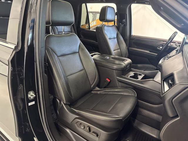2021 Onyx Black GMC Yukon SLT 4X4 SUV