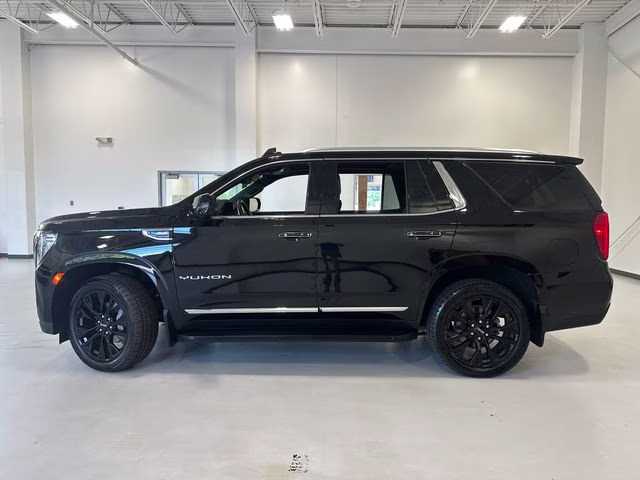 2021 Onyx Black GMC Yukon SLT 4X4 SUV