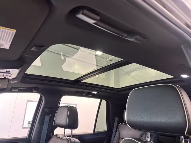 2021 Onyx Black GMC Yukon SLT 4X4 SUV