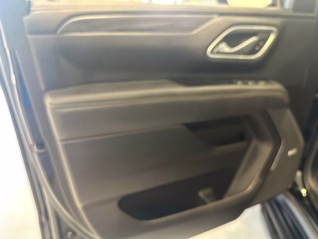 2021 Onyx Black GMC Yukon SLT 4X4 SUV