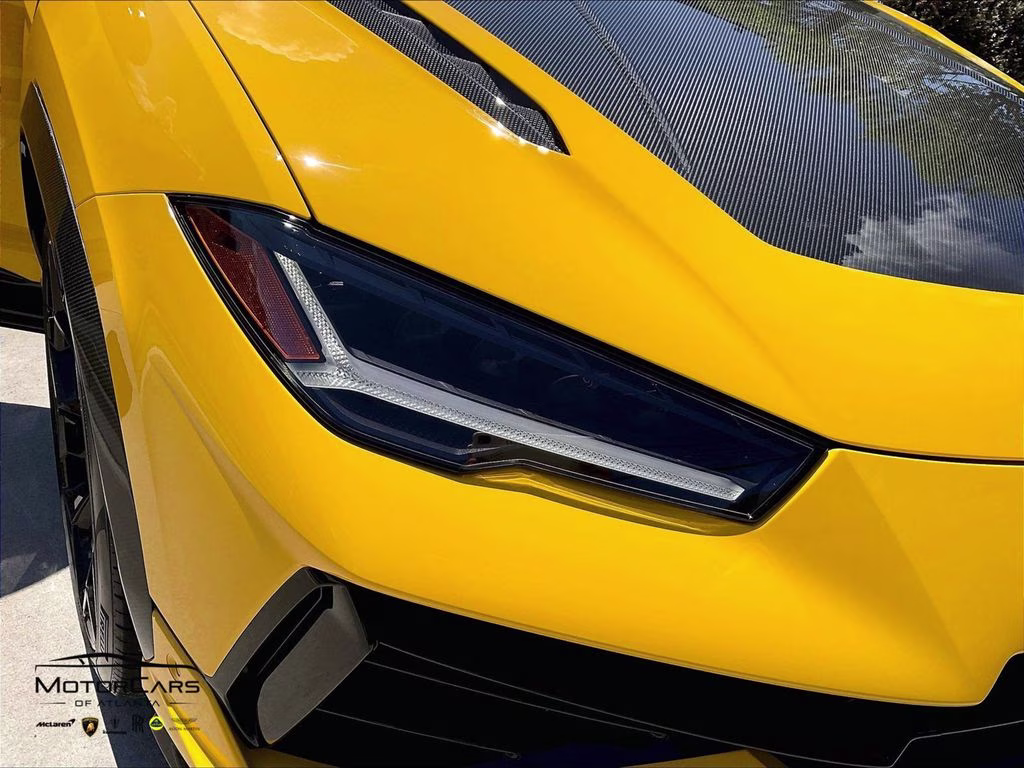 2023 Giallo Auge Metallic Lamborghini Urus Performante Carbon Hood + Night Vision Spec AWD SUV