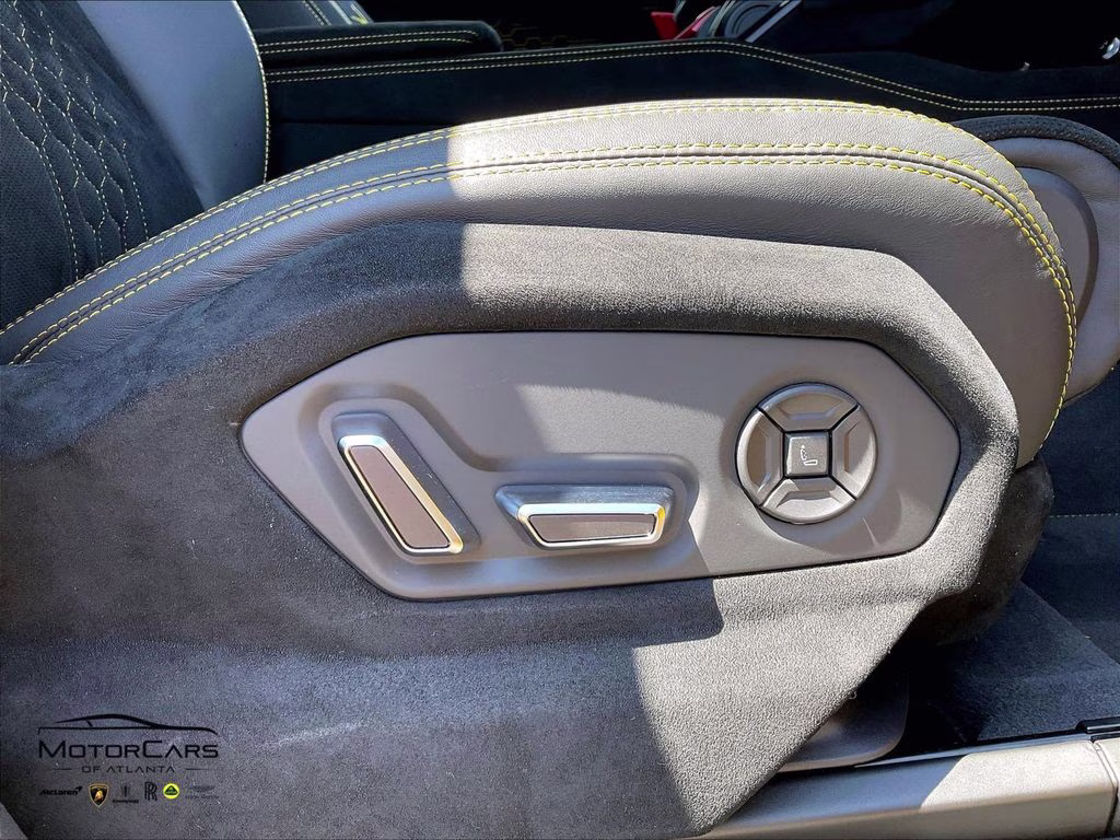 2023 Giallo Auge Metallic Lamborghini Urus Performante Carbon Hood + Night Vision Spec AWD SUV