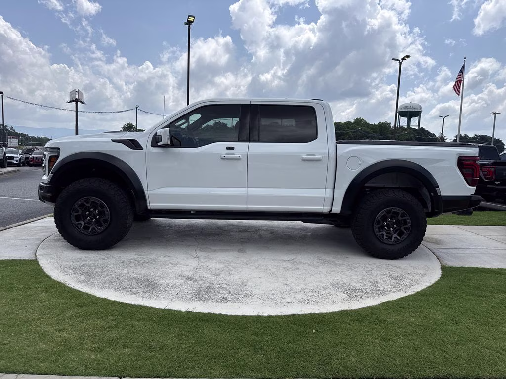 2025 Oxford White Ford F-150 Raptor 4X4 Truck
